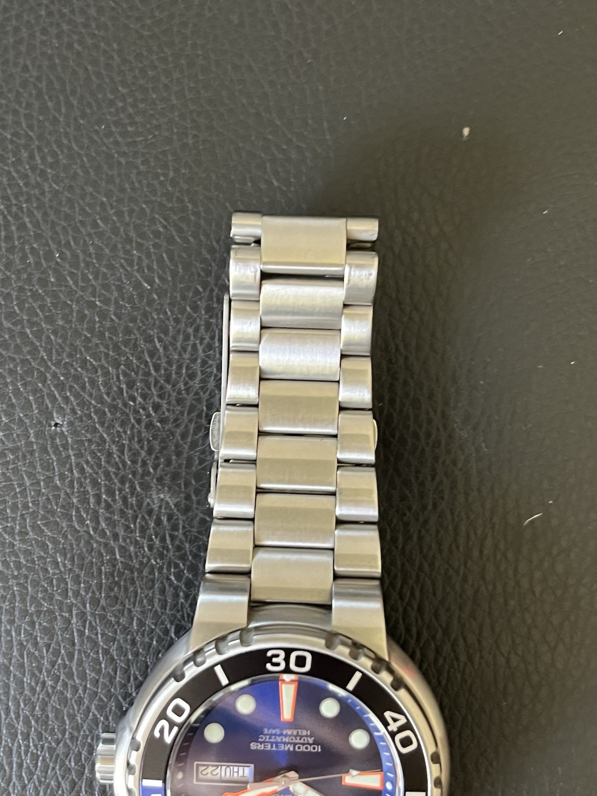 Deep Blue Sun Diver – Dark Blue w/ Orange Accents – With Hard Case And Extras!