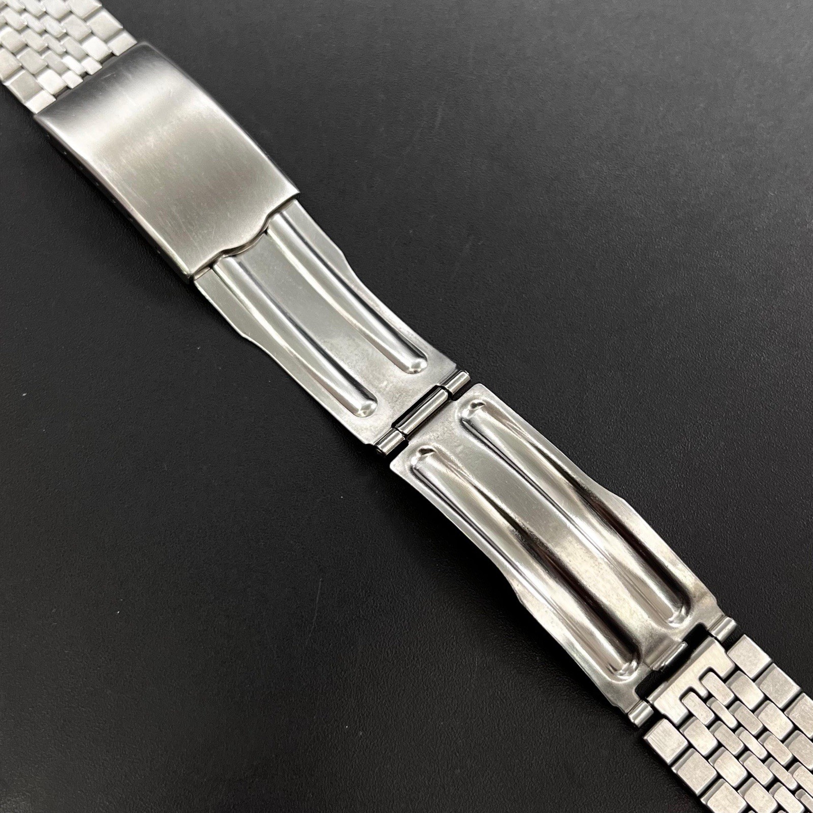 Vintage Maruman 18 to 19 MM Classic St, Steel Japan Men’s Watch Bracelet BS15C