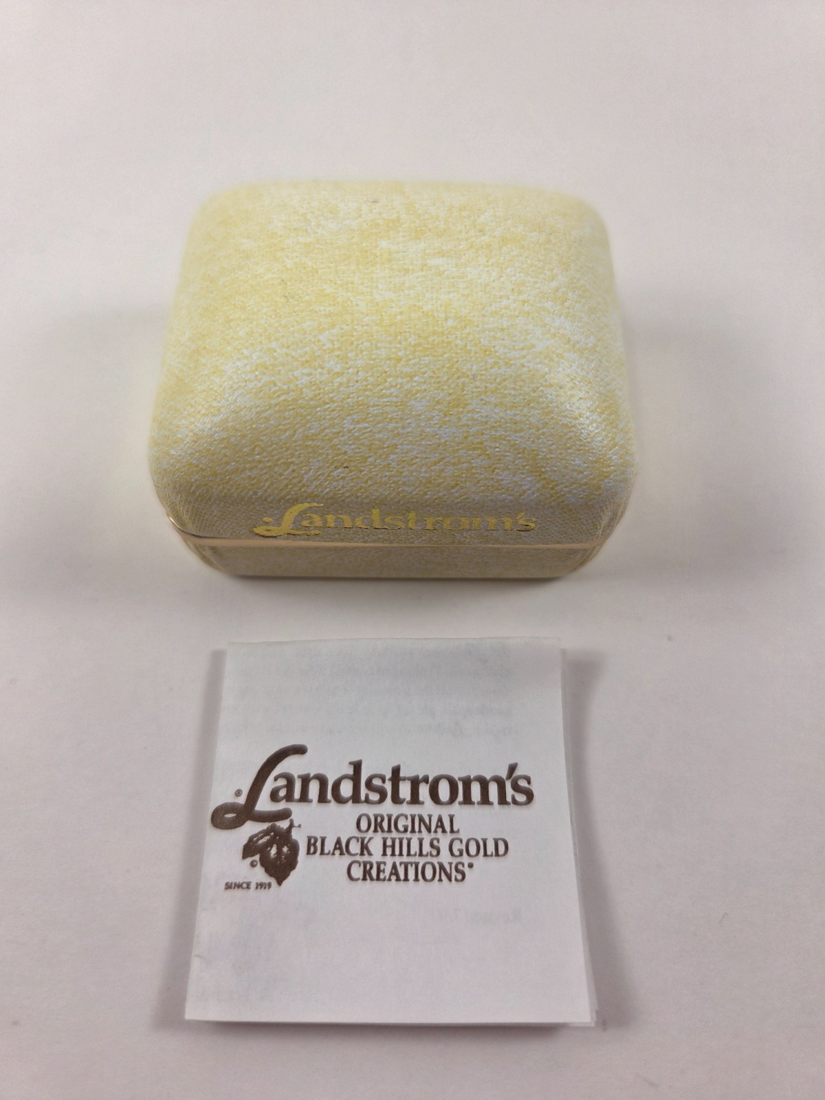 Landstrom’s 10K Black Hills Gold Tie Tack/Pin – NIB, Pre-1991 (R791)