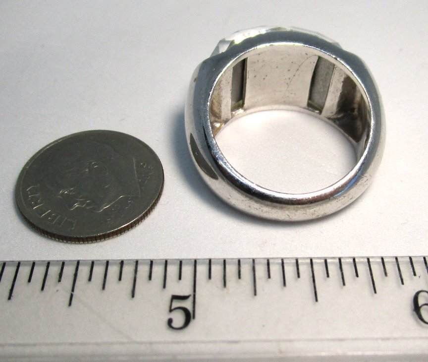 SWAROVSKI 925 Sterling Silver AND Crystal Ring 13.0 grams size 9 lot 46f9