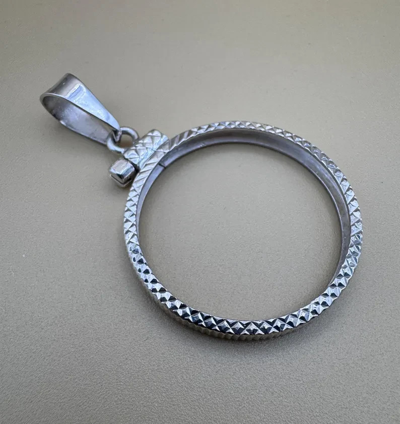 925 Silver Bezel 38 Coin Frame Pendant Round Holder Necklace 12mm Loop Setting