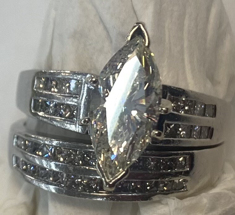 14kwg wedding ring set 2.00 marquise diamond center 4.00CTTW 11.5