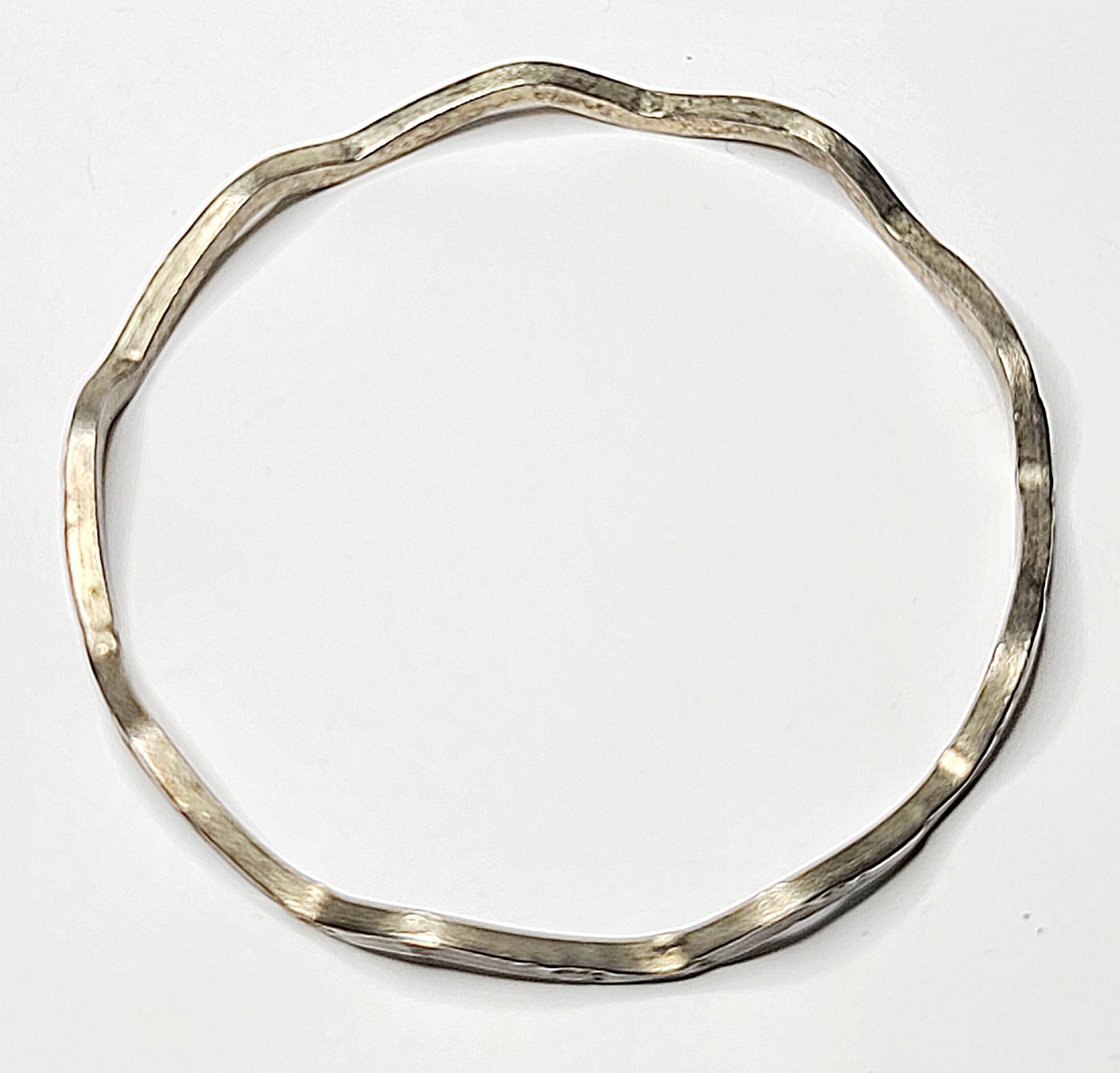 Kamco 925 Sterling Silver Vintage Etched Wavy Bangle Bracelet