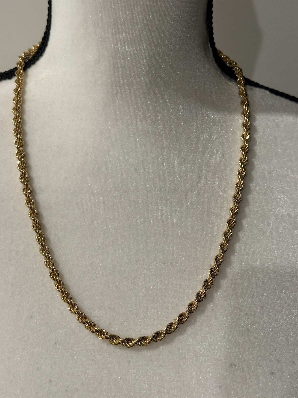 Monet Gold Plated Rope Twist Chain Necklace 24” A12
