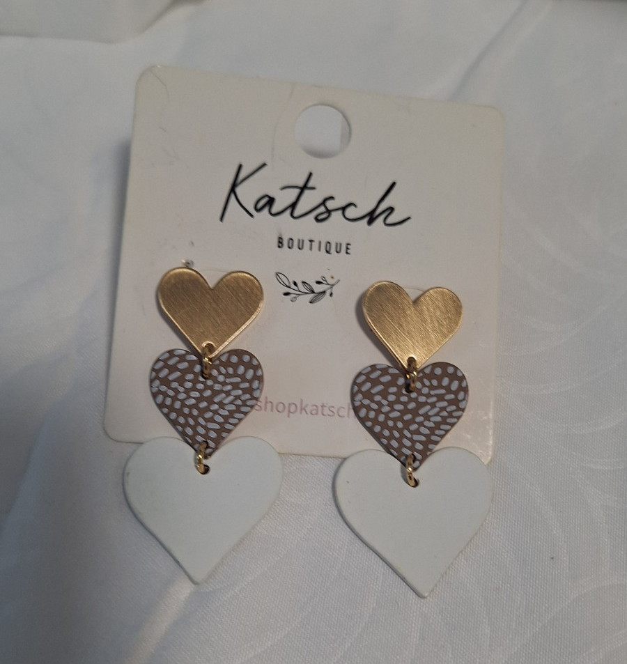 Katsch Boutique Gold Tone Multicolor Heart Dangle Drop Stud Earrings, Butterfly