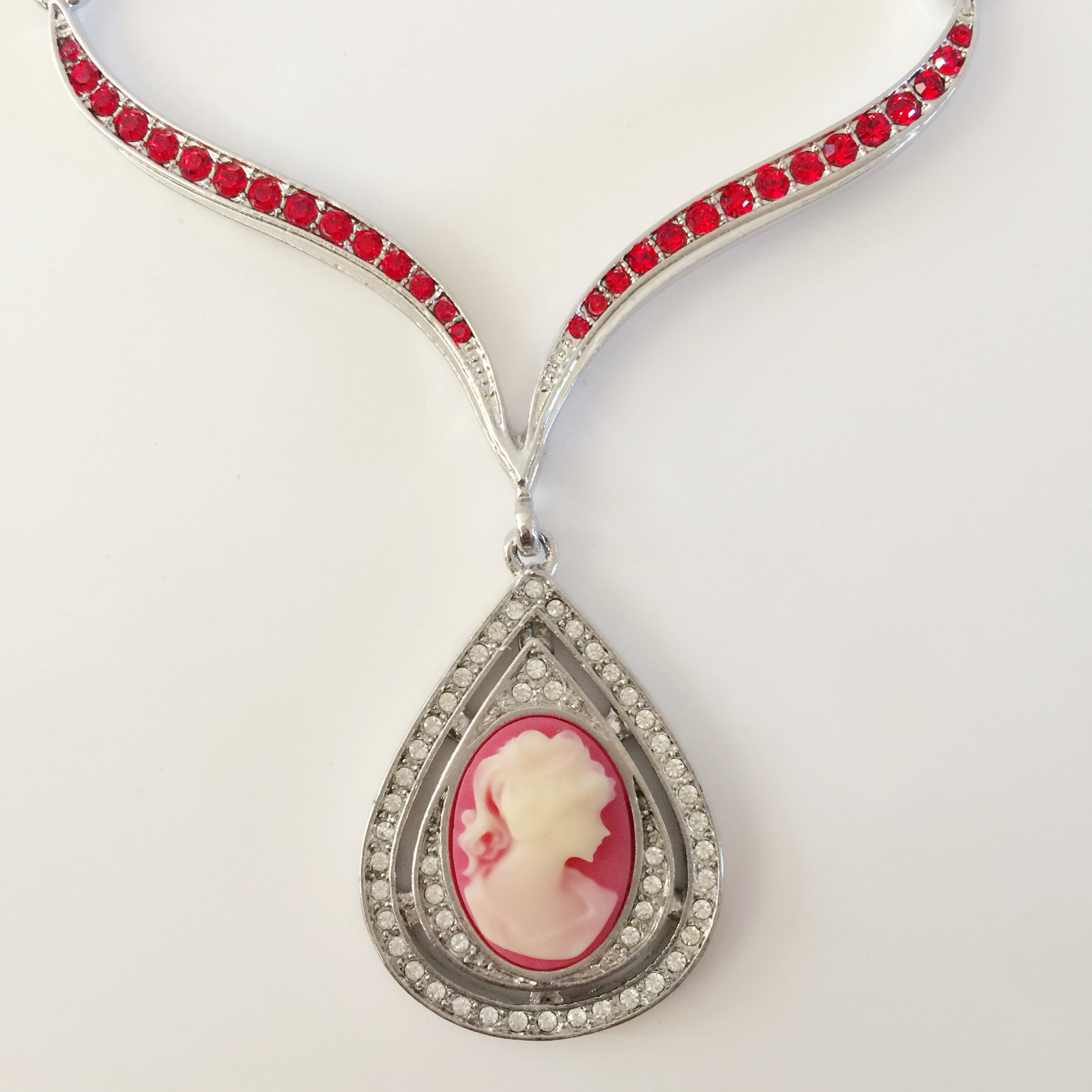 （Set of 3) Red Lady Cameo Vintage Style Pear Drop Dangle Pendant Chain Necklace