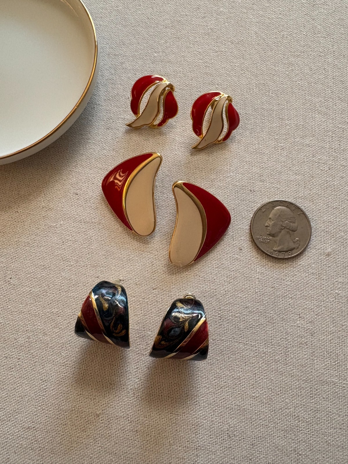 4pc Vintage Red White Blue Enamle Stripe Earring Set with Vintage Jewelry Tray