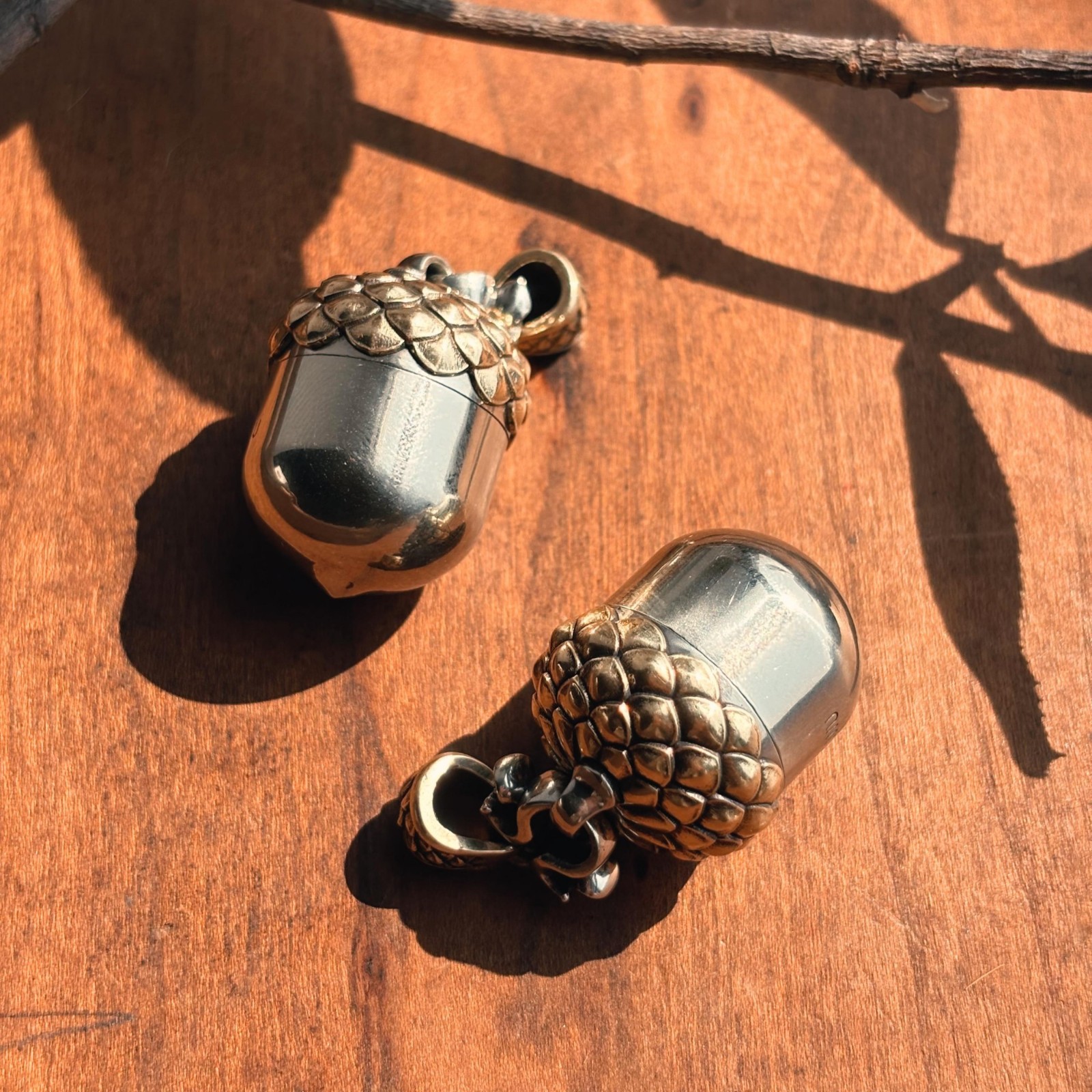 Acorn Capsule Pendant Necklace White Bronze Brass Keepsake Locket Storage Gift