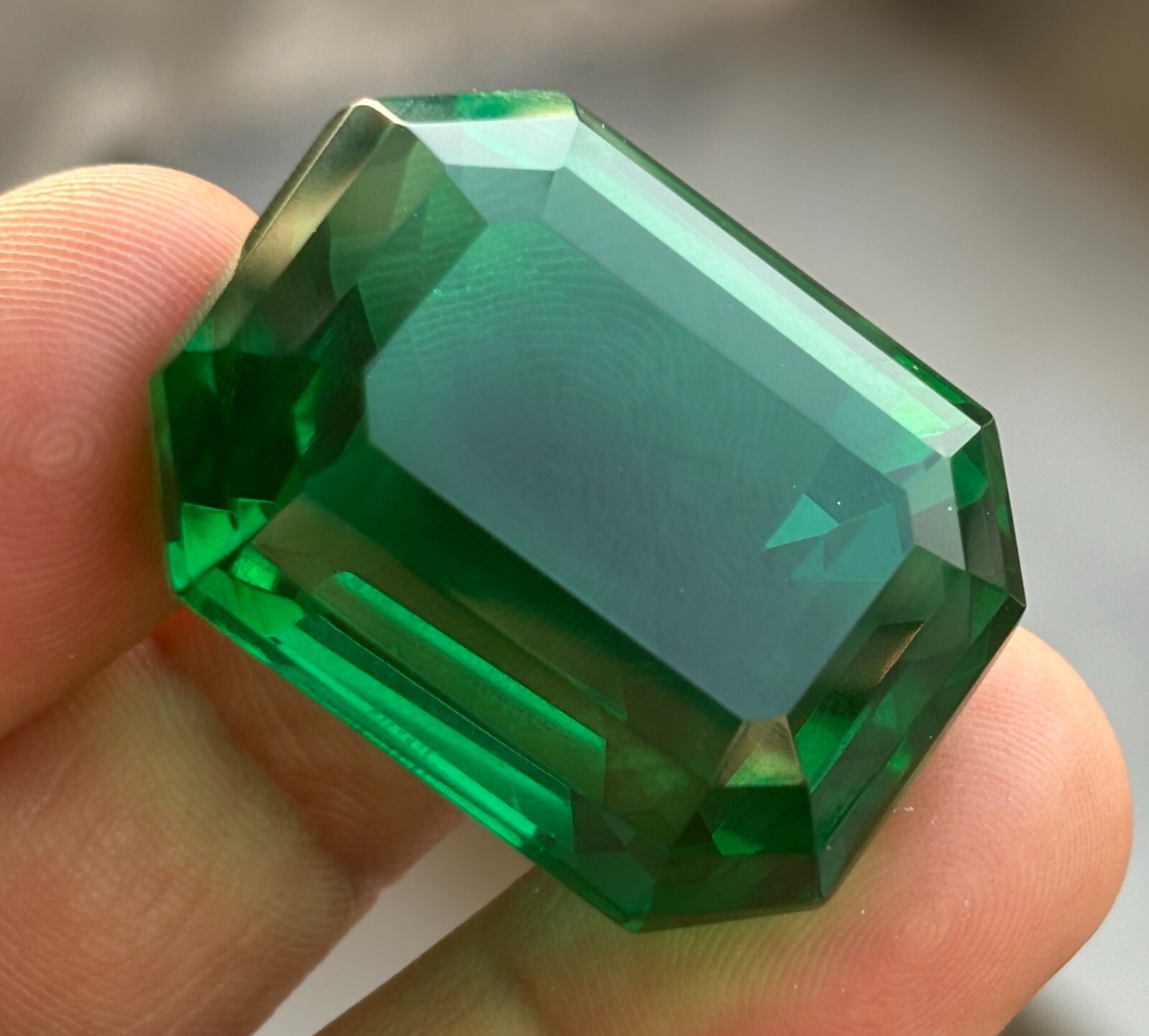 100 Cts Natural Green Emerald Emerald Cut Certified Colombian Loose Gemstone