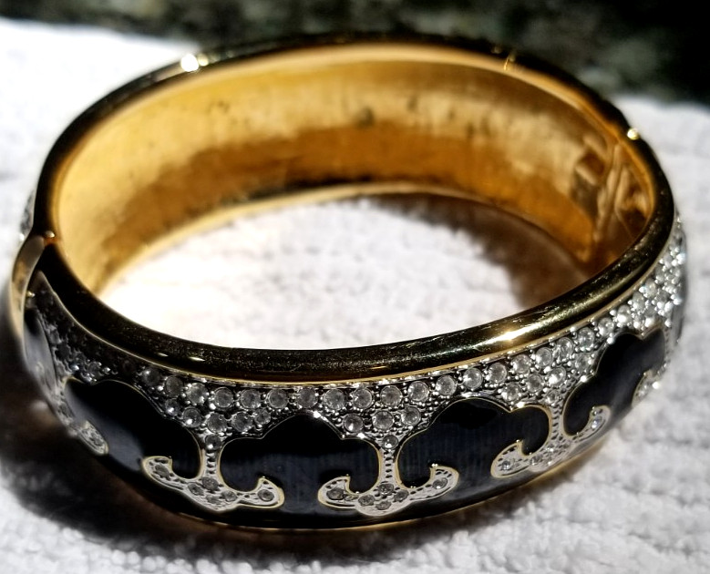 Bejeweled cuff bracelet with Blue enamel and Gold tone metal Mint condition