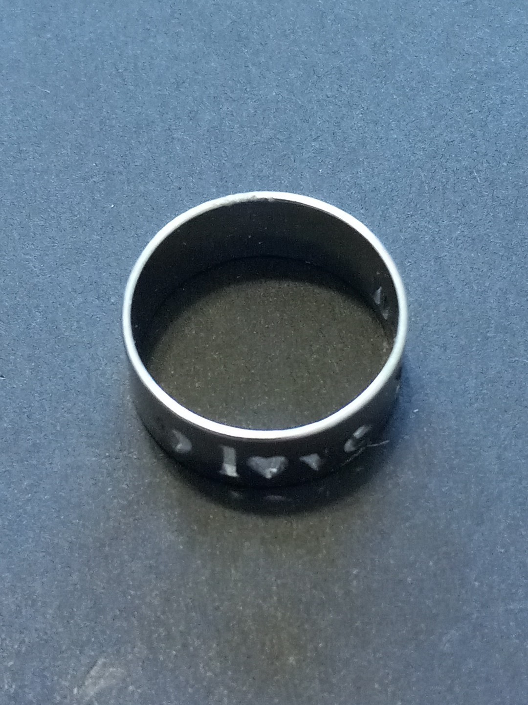 Stainless Steel Fashion Ring – Stamped Love You. 7mm Wide. Size 5.5 (B20)