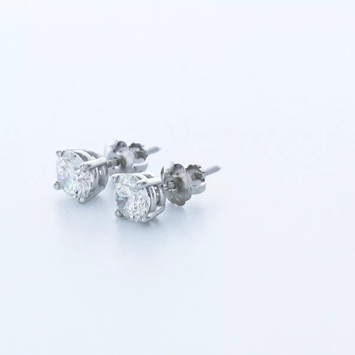 Solid 14K White Gold Stud Earrings Classic 0.91 CT Round Natural Diamond F VS2
