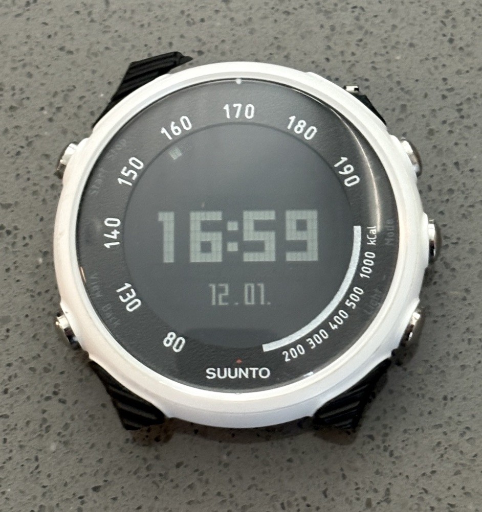 Suunto TLc Watch Black – New Battery, Working, Missing Band.