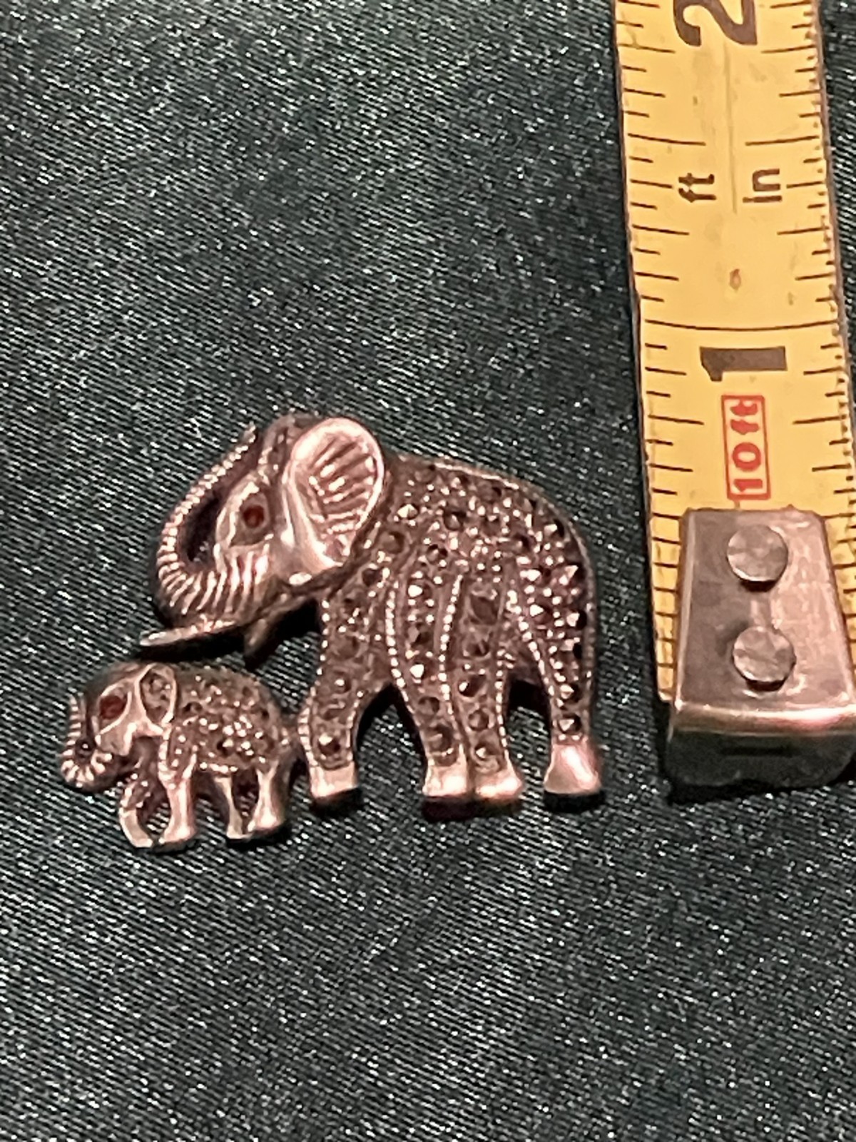 STERLING SILVER MARCASITE AND RUBY MOTHER AND BABY ELEPHANT PIN 6G