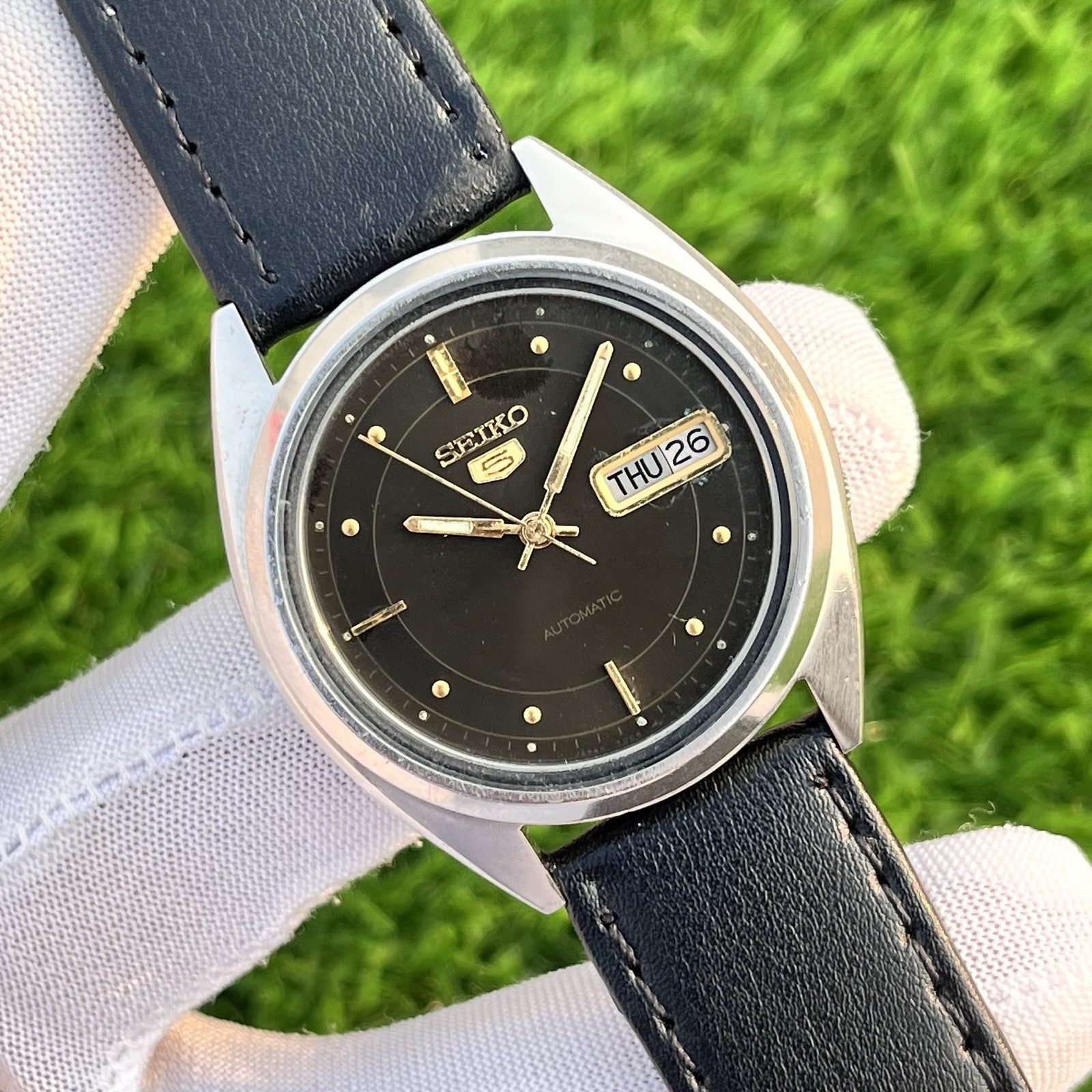 Vintage Seiko 5 Dress Formal Automatic Japan Made Men’s Watch 7009-3041