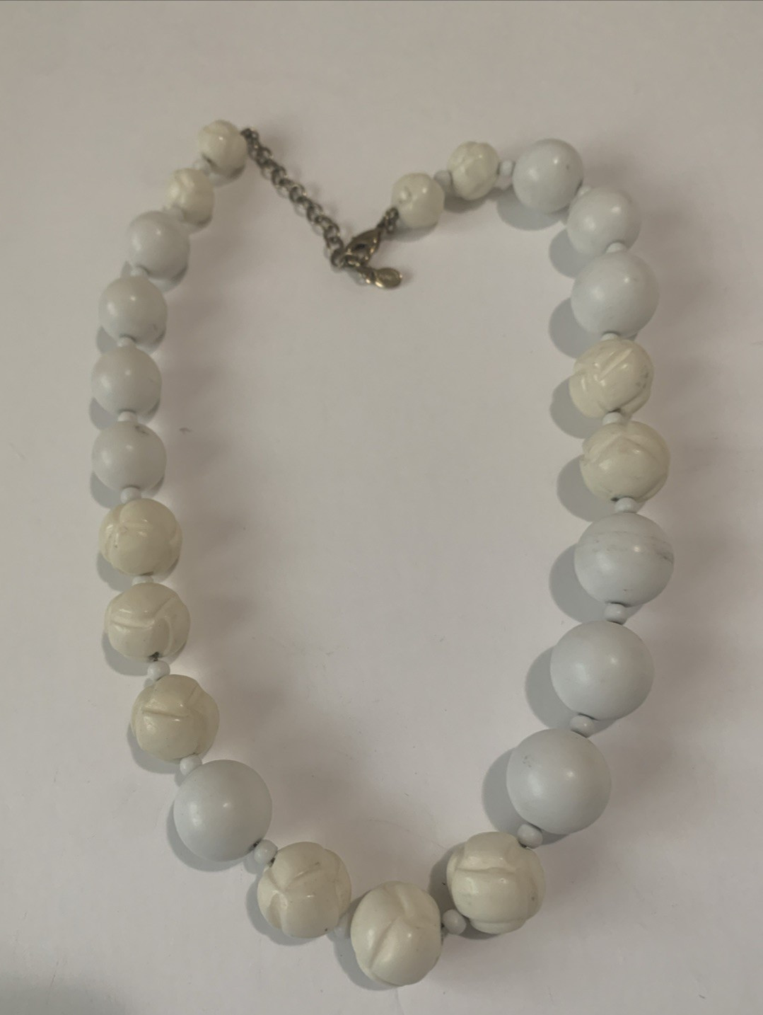 Vintage Monet White & Cream Plastic Bead necklace. N48