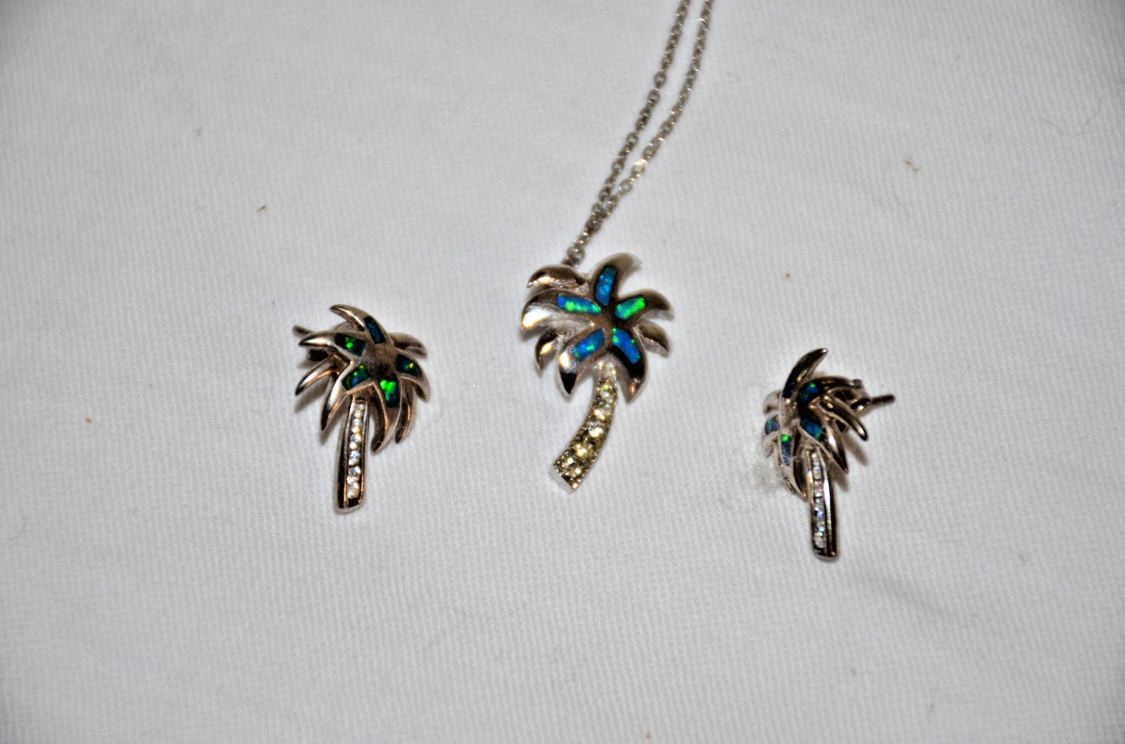 NEW Sterling Silver 925 Opal Inlay Palm Tree Necklace Pendamt Earrings Set