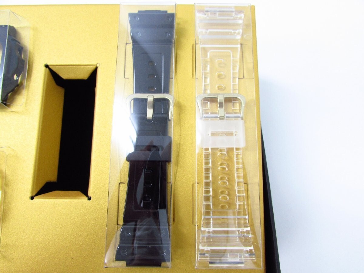 CASIO G-SHOCK DWE-5600HG Digital watch with box and replacement parts