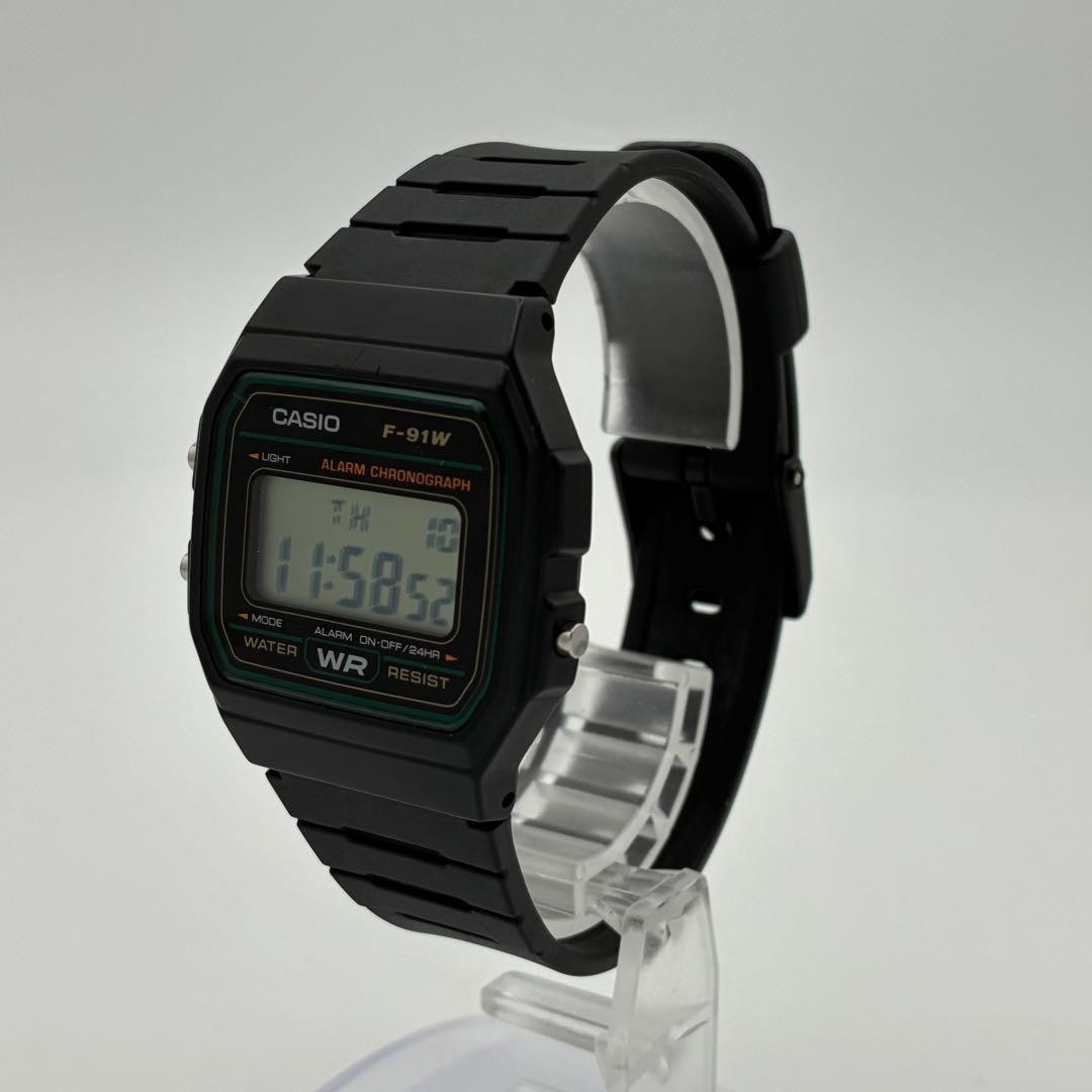 CASIO F-91W Black y2k 00s