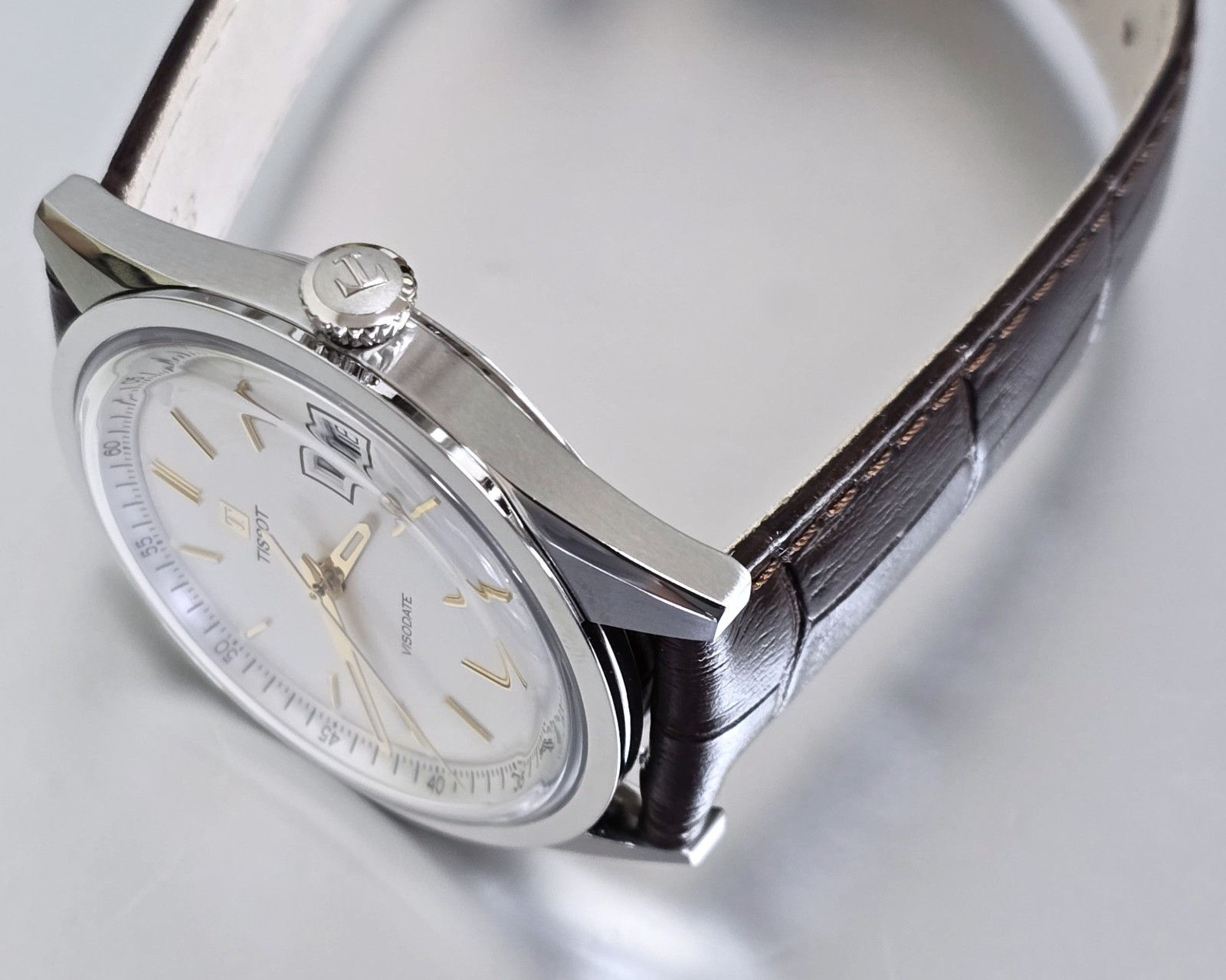 Tissot Visodate Automatic 39mm Silver Dial Leather Mens Watch T157.407.16.031.00