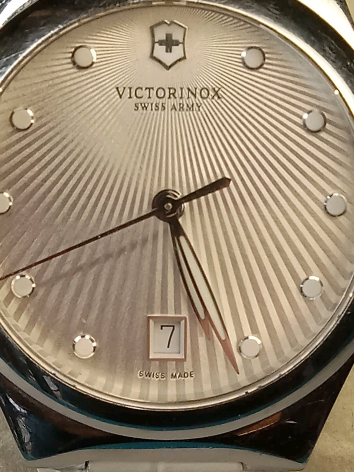 Victorinox Swiss Army Watch Women Victoria Infinity Dial Date New Leather Band