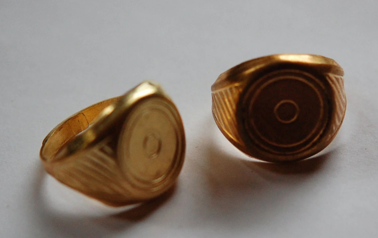 Raw Brass Round Adjustable Ring Blank 15mm Lg (2) mtl254B