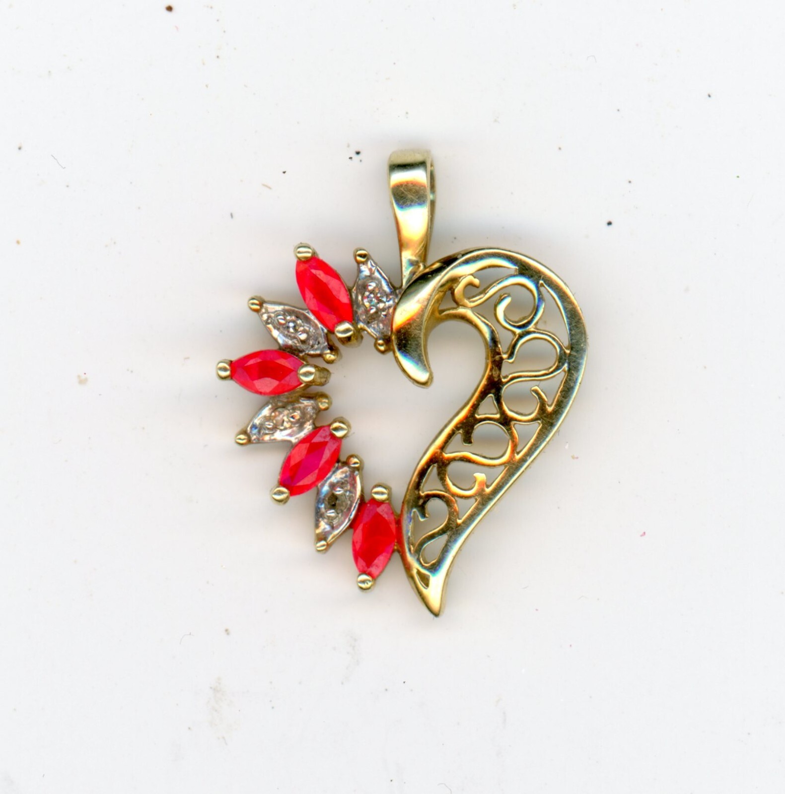 10K Solid Yellow Gold Ruby Diamond Small Petite Open Heart Pendant 1.1 Gram