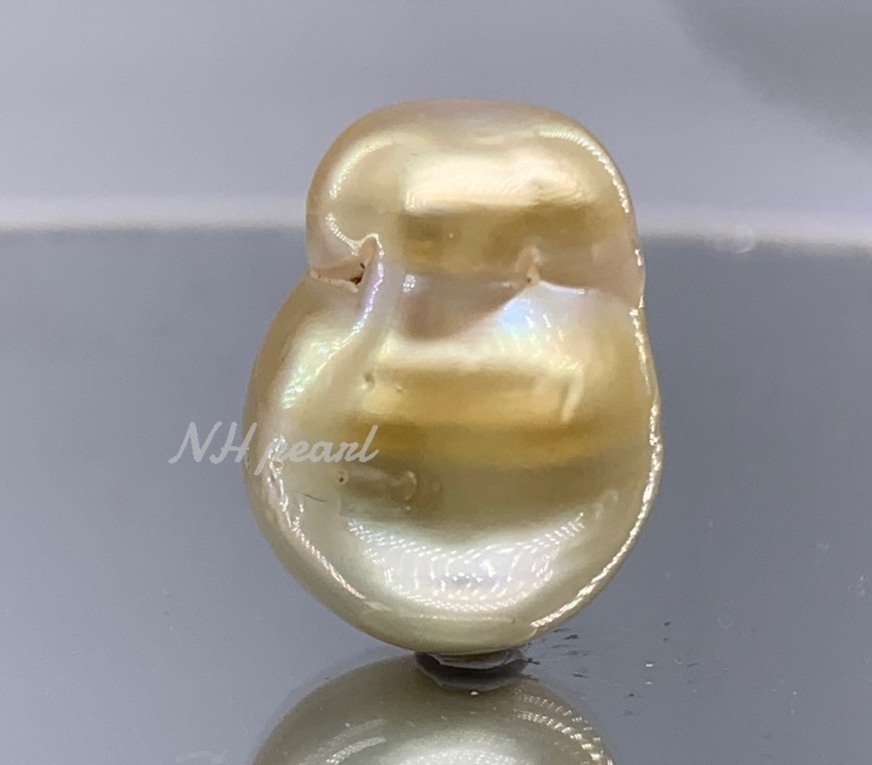 South Sea Pearl Golden 15.1mm x 20mm, 6.18gr
