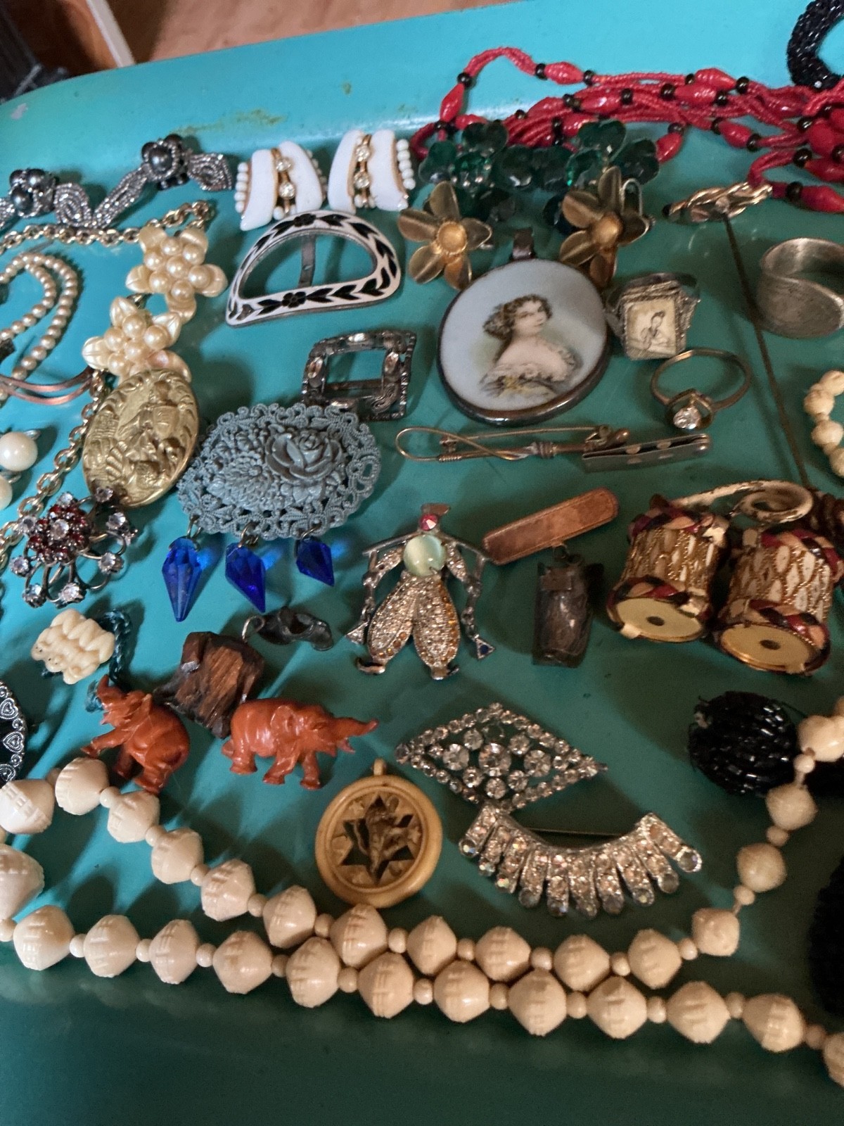 Lot WEARABLE Antique Jewelry Necklaces rings pins clips earrings pendants etc.