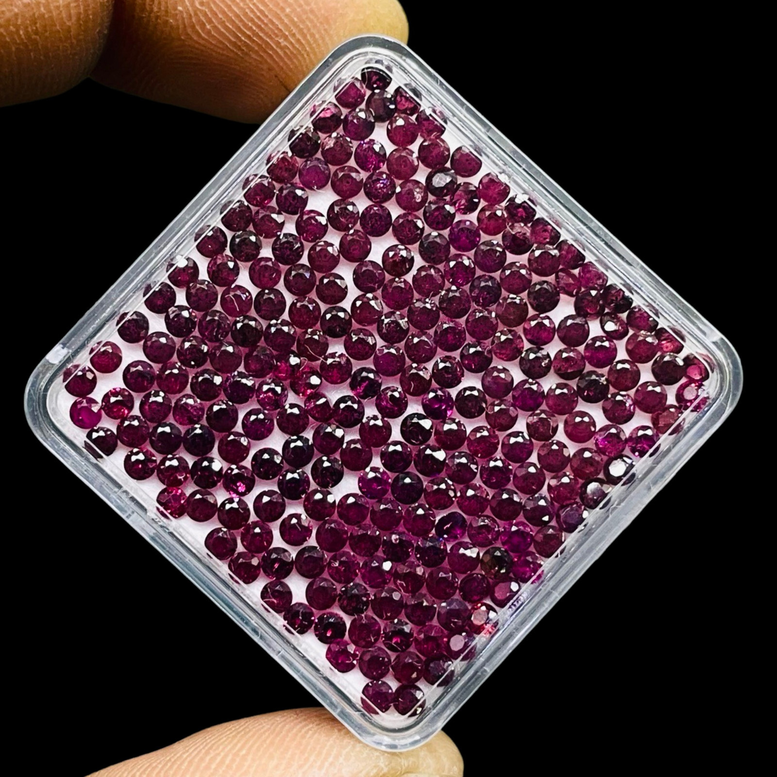 100 Pcs Natural Rhodolite Garnet 2.25mm Round Cut Loose Untreated Gemstones Lot
