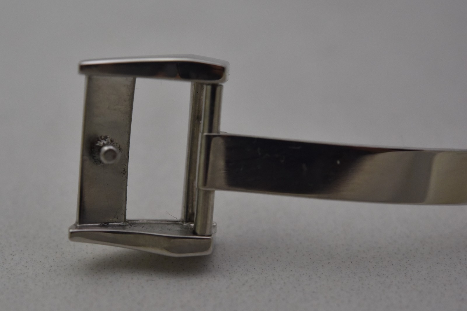 A Lange & Sohne PT950 Platinum deployant buckle clasp, 16mm, excellent