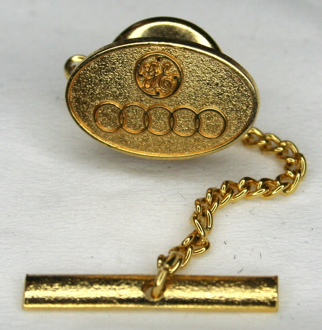 Vintage GE General Electric Oval Gold Toned 5 Ring TIE TACK Pin