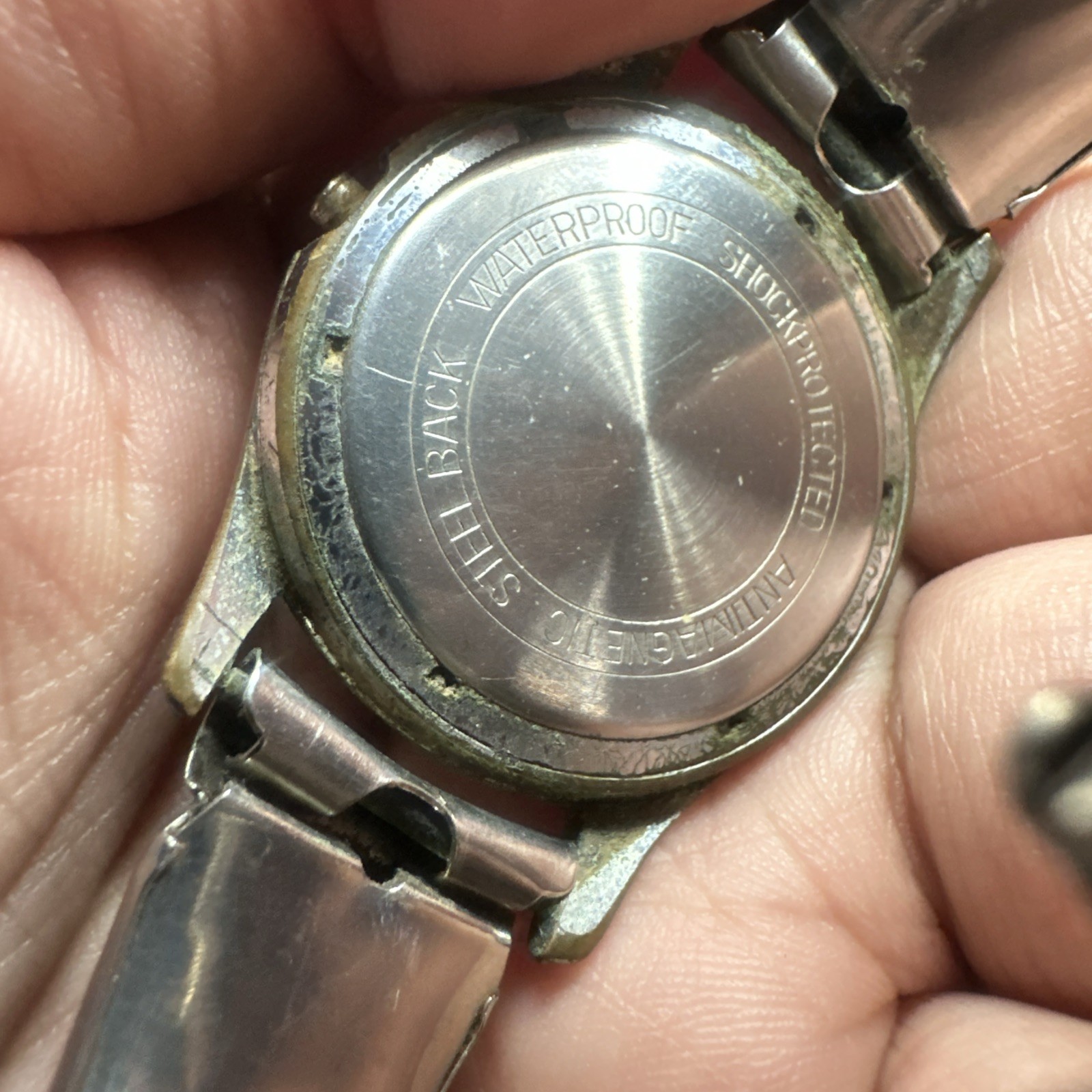 Vintage HELBROS INVINCIBLE gold mens Manual Wind 33mm Mens Watch – For Repair