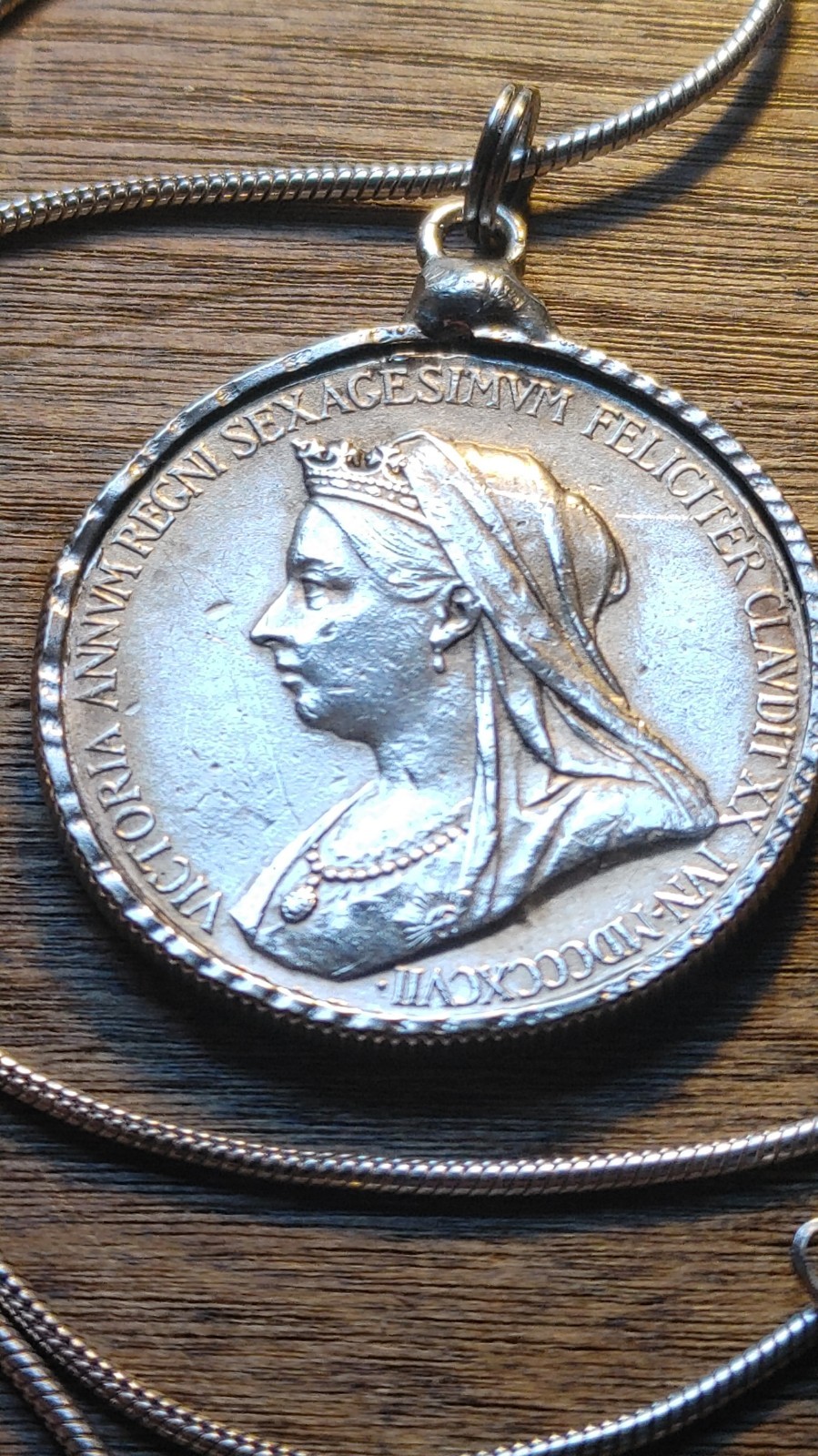 1837-1887 Queen Victoria English Silver Jubilee Pendant 28″ Sterling Snake Chain