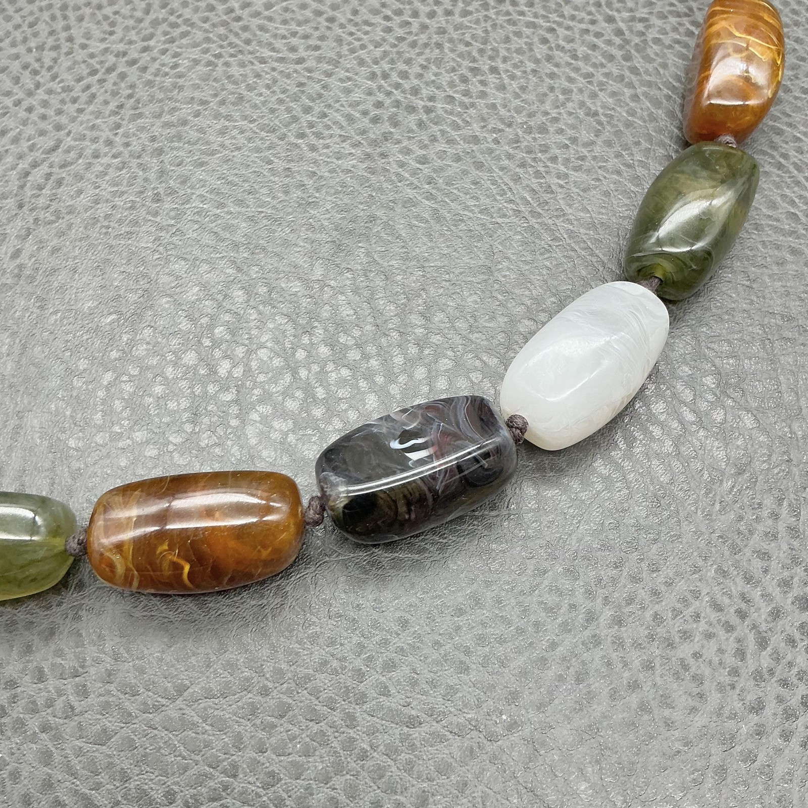 Necklace Chunky Faux Agate Gemstone Bead Brown Green White Black Womens Fashion