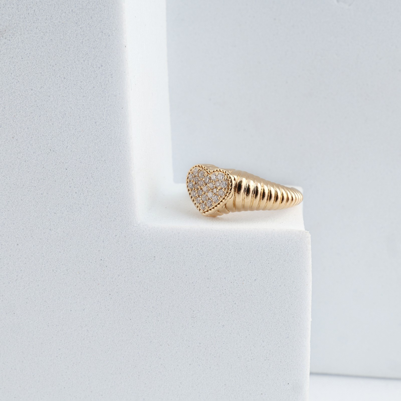 0.11 Ct Natural SI/H Round Pave Diamond Heart Ring Gift 18k Yellow Solid Gold