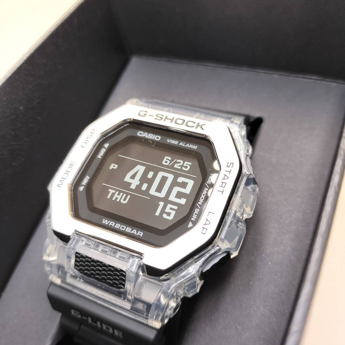 CASIO G SHOCK G LIDE GBX 100S 1JF Bluetooth Tide Graph MIP LCD 20 ATM Waterproof