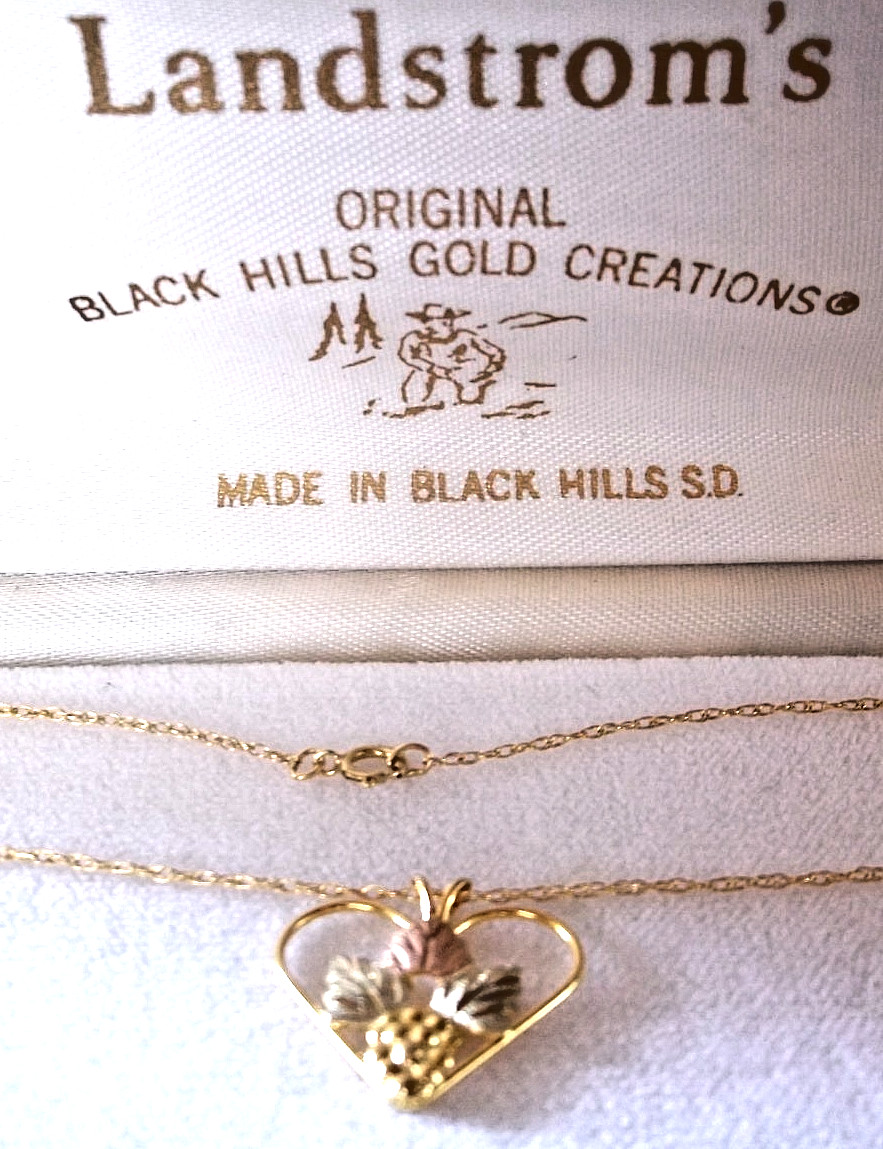 Landstrom’s Black Hills 10k Gold Heart Grapes Leaves Pendant Necklace & Earrings
