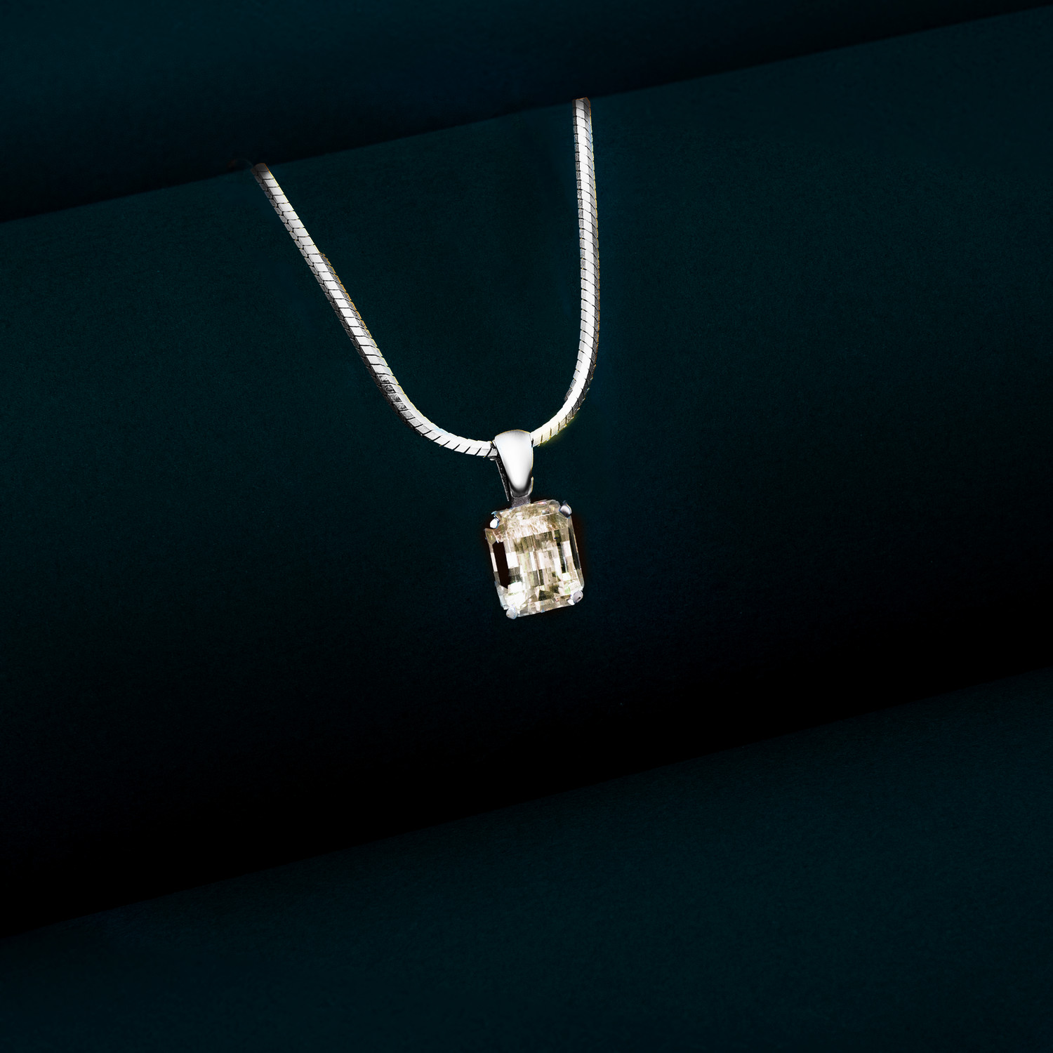 Moissanite Pixel Cut Necklace 4ct – 925 Silver – Clear/Champagne – Limited Edition