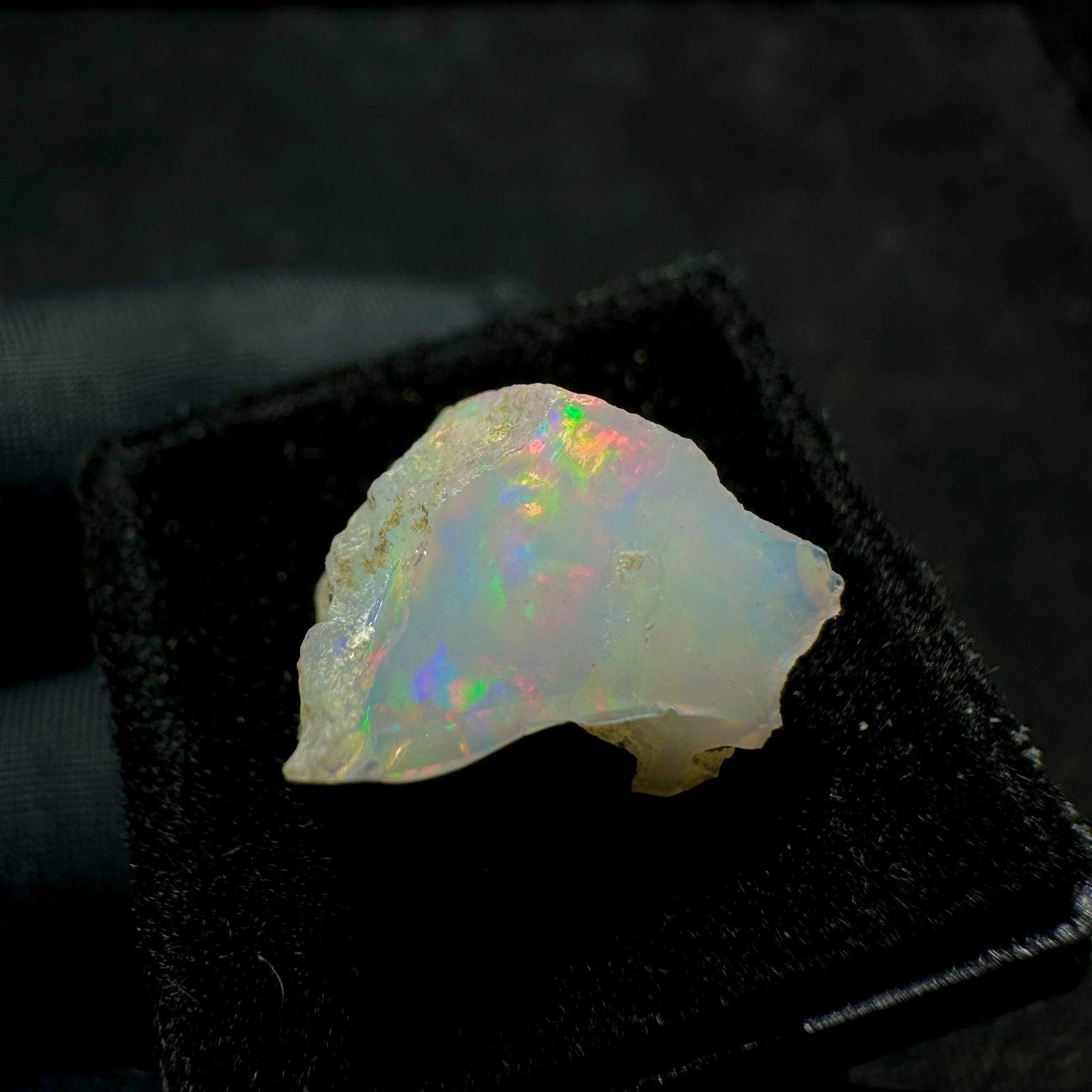 Natural White Ethiopian Opal Rough, Rainbow Fire Raw Opal, Play Of Color Opal