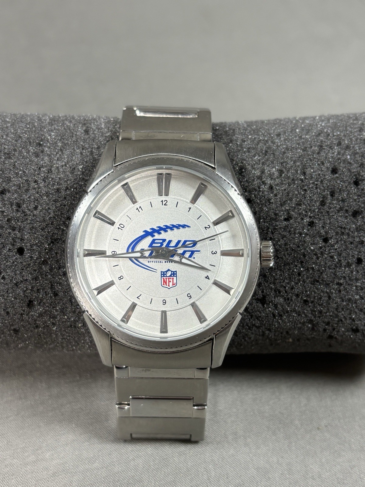 Fossil Bud Light PR-5369 NFL Football Beer Sponsor Mens Watch New Battery 43MM