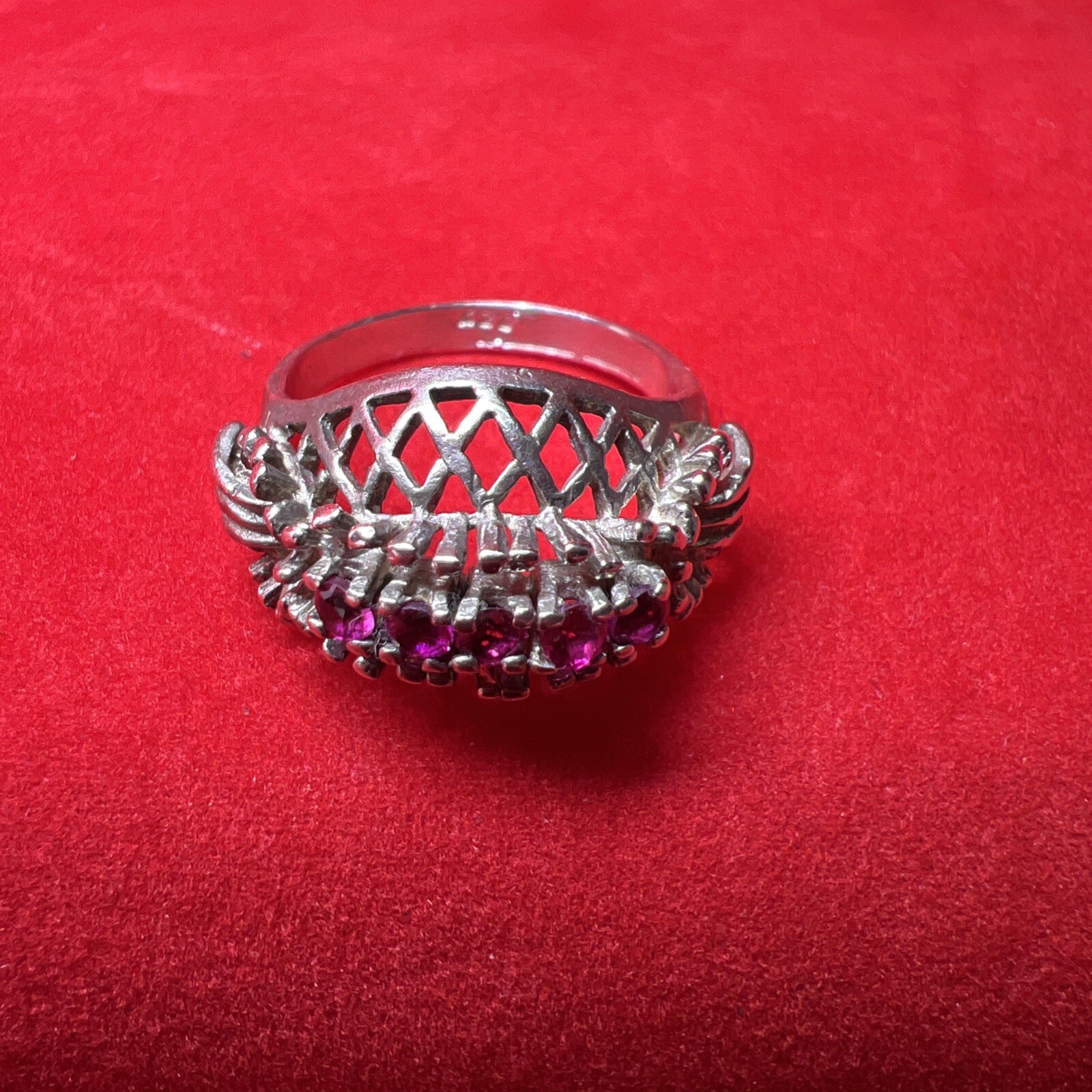 925 Sterling Silver Pink Stone Cocktail Ring Size 5.75 Vintage 3.17g