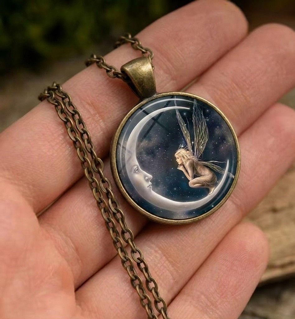 FAIRY DREAM HALF MOON CELESTIAL 20″ NECKLACE SHIPPED FROM THE USA🇺🇸
