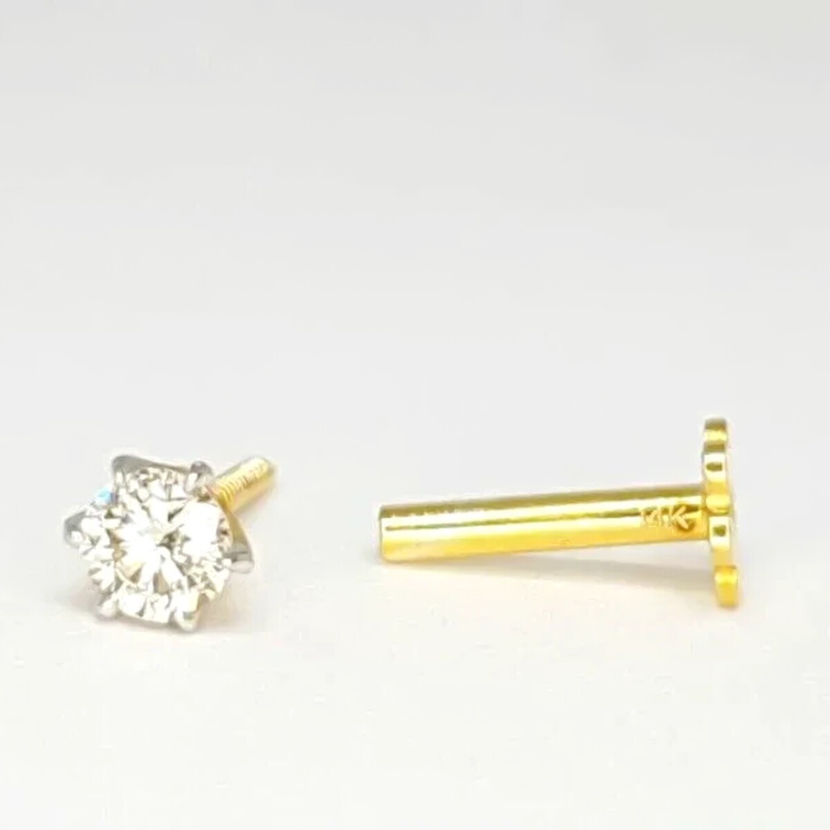 2.50mm Round Cut Natural Diamond Screw Back Women & Nose Pin 14k Yellow Gold
