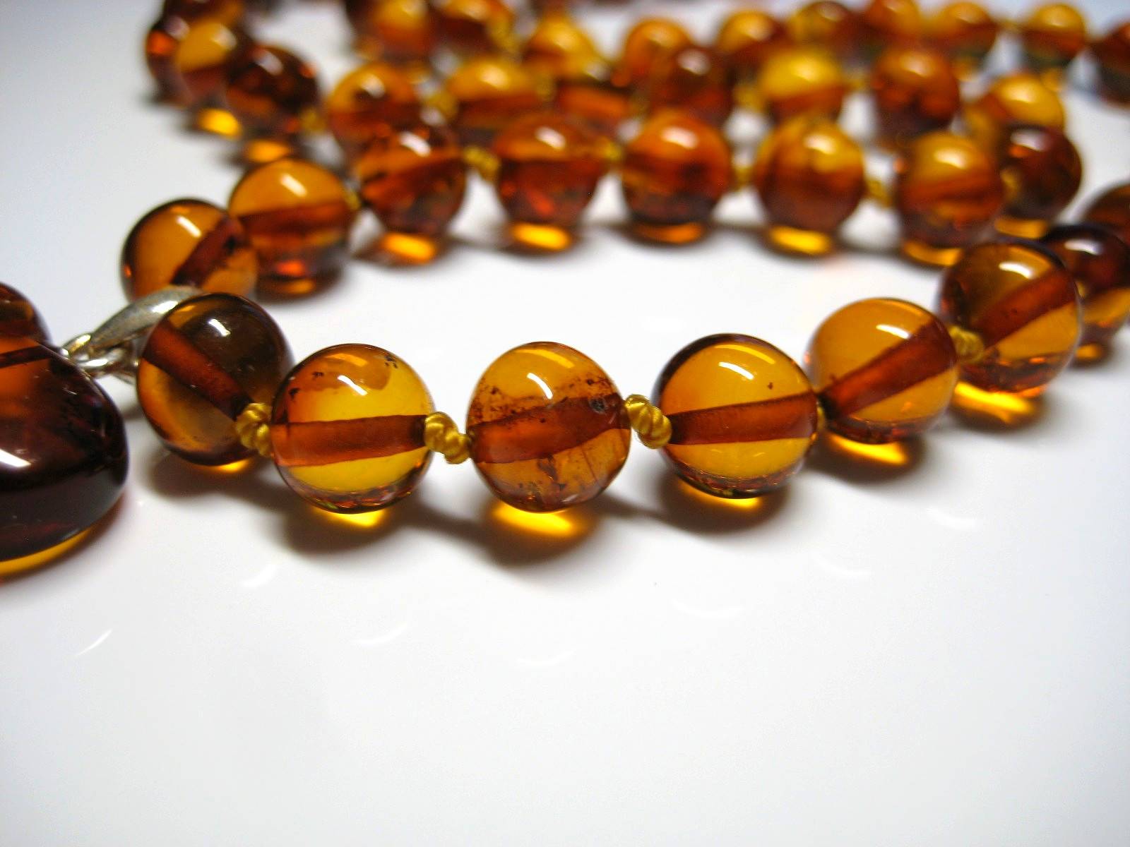 Genuine Cognac Amber Beautiful Baltic Amber Necklace/Pendant Heart 20 in !!!
