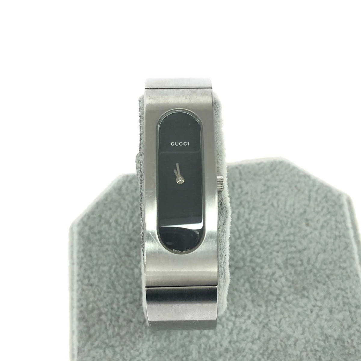 GUCCI 2400S Quartz Watch Silver Rectangular Ladies Used