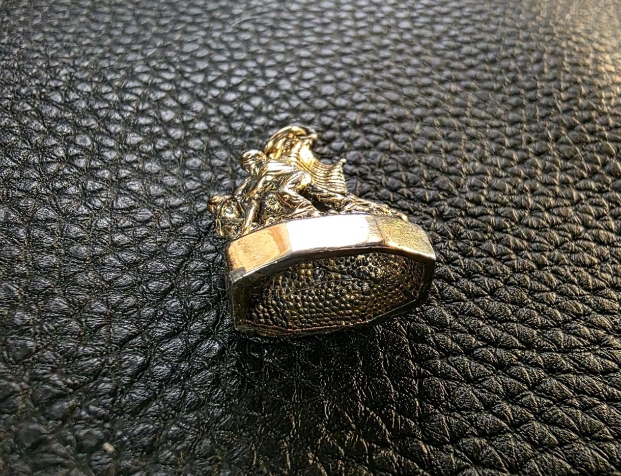 Vintage Iwo Jima Flag Raising Charm Pendant WWII- Kinney Gold Tone