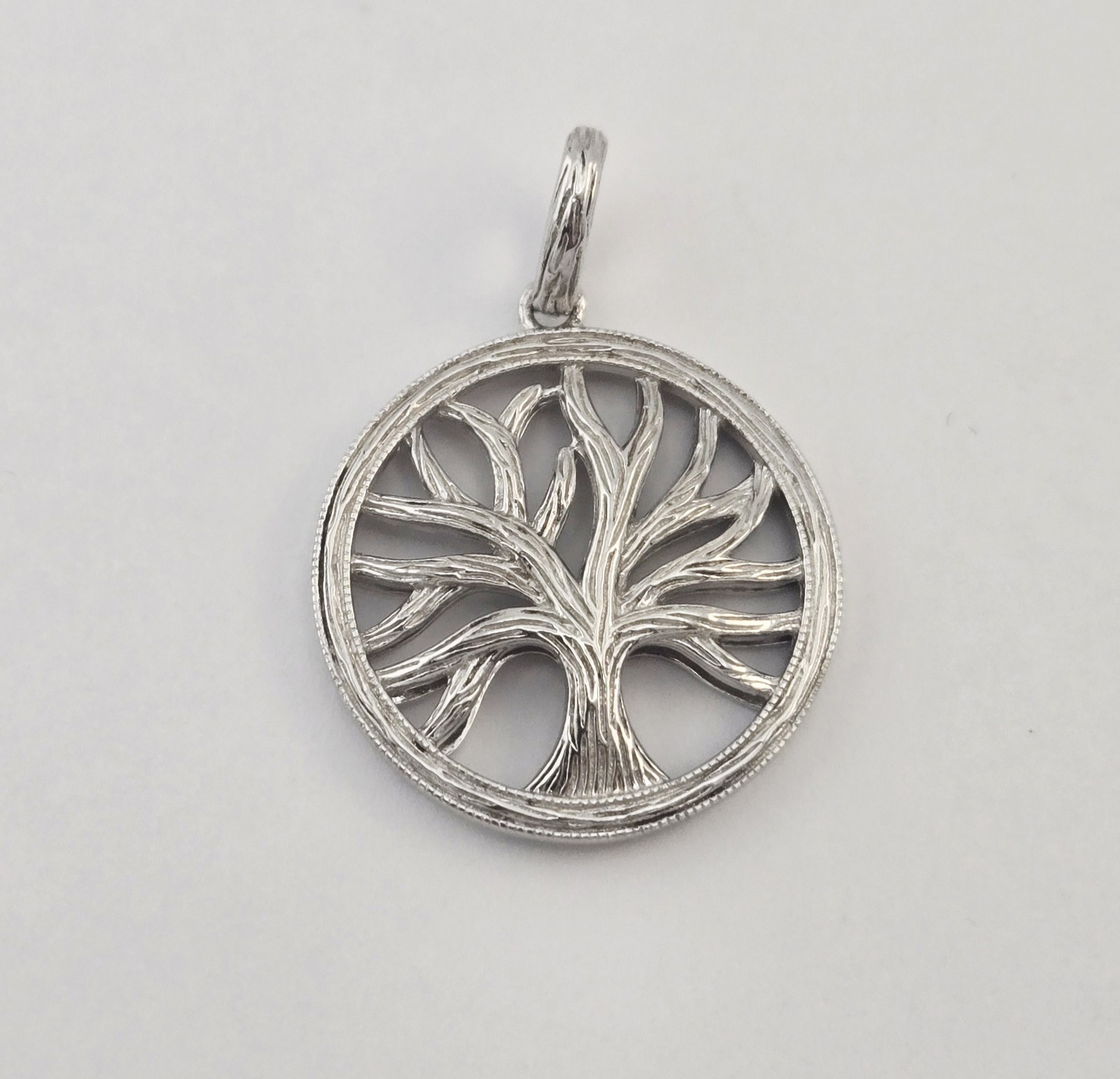 Vintage Tree of Life Sterling Silver KD Circle Pendant – 4.0g
