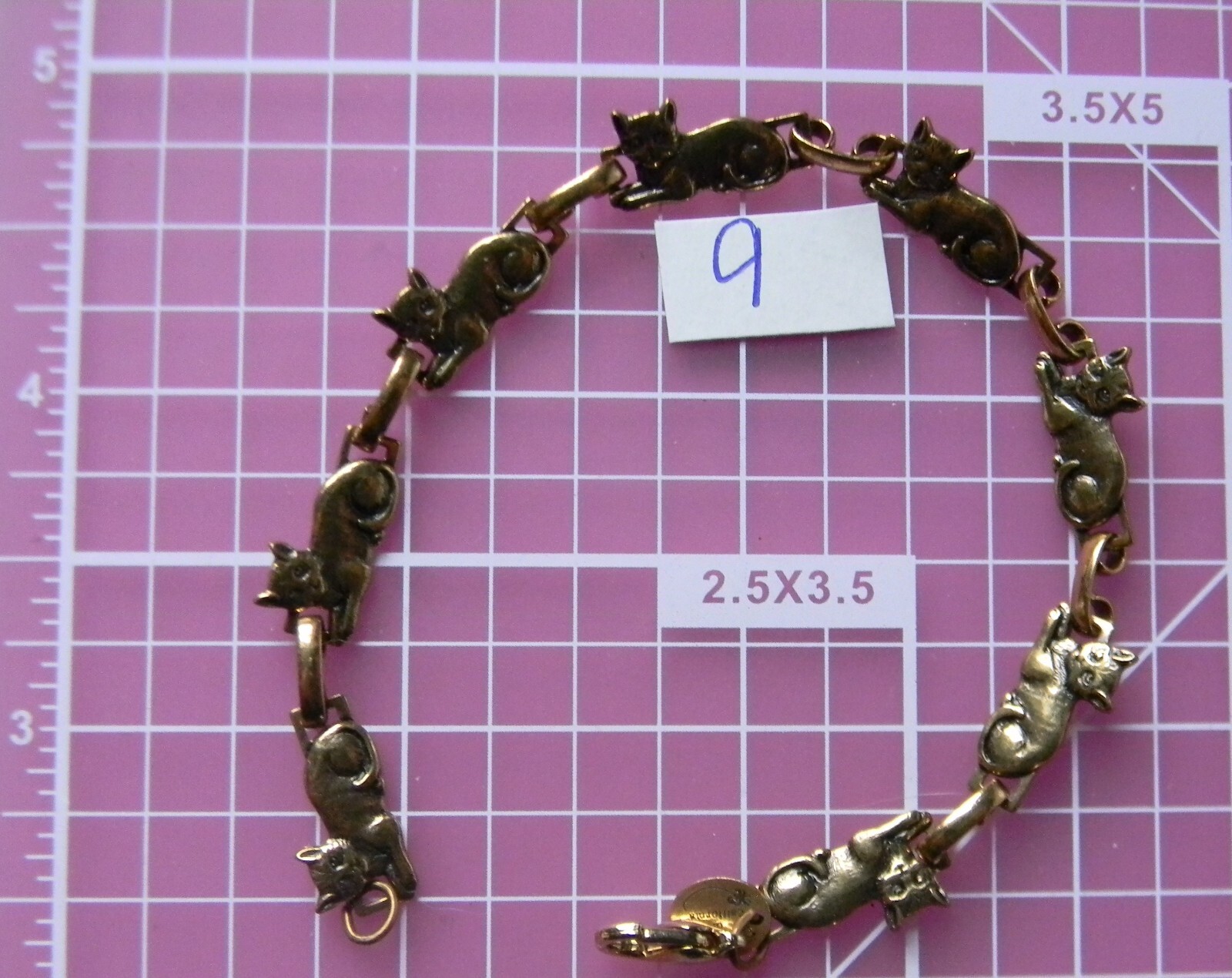Discovery Jewelry ~ Figural Cats ~ 6.5 Inches Bracelet 1/4 Inch Wide #9