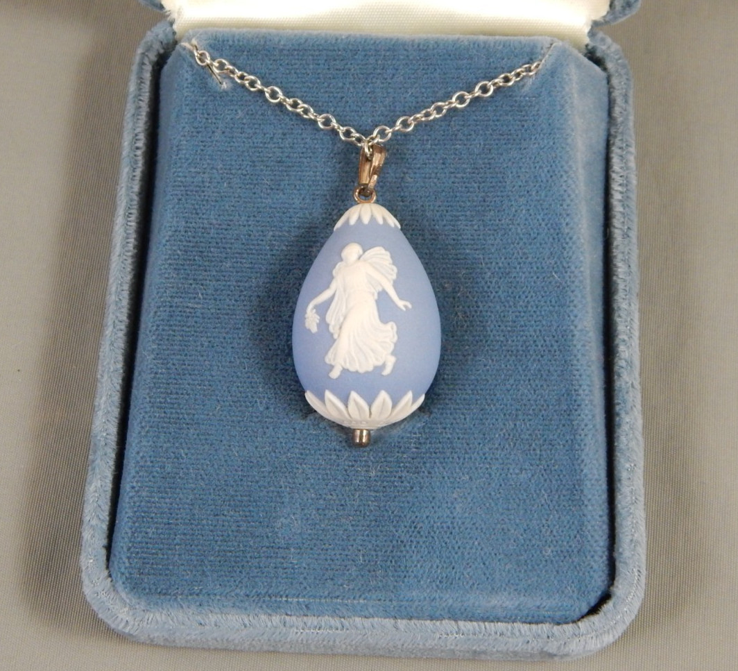 Vintage Sterling Wedgwood Jasperware Dancing Hours Egg Pendant Necklace w/ box